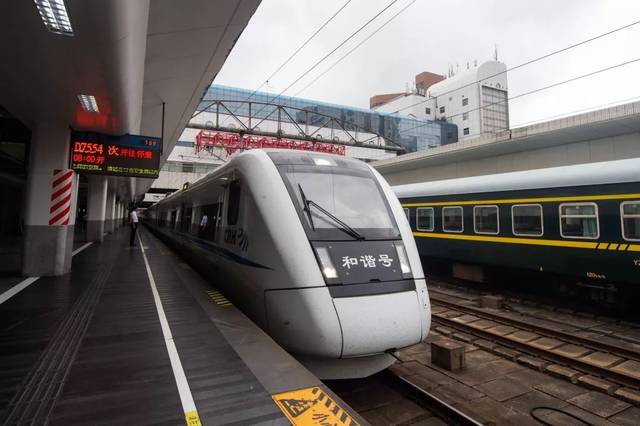 人保服务 ,拥有“如意行”驾乘险,出行更顺畅!_深圳规模最大高铁站获批建设 高铁行业市场现状分析