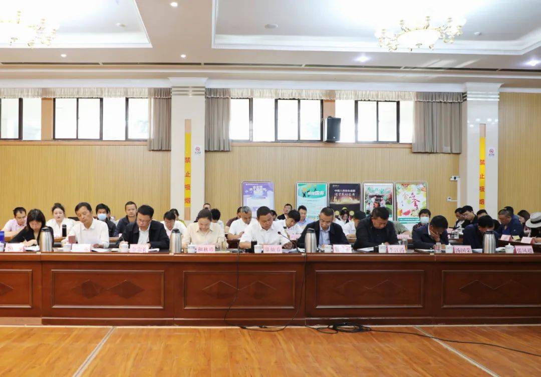 2024衬衫行业市场发展现状及供需格局分析_人保伴您前行,人保财险政银保 