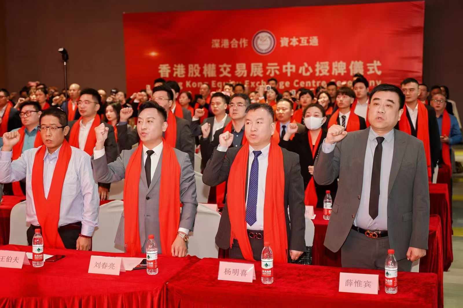 兆易创新：拟发行H股股票并在香港联交所主板挂牌上市