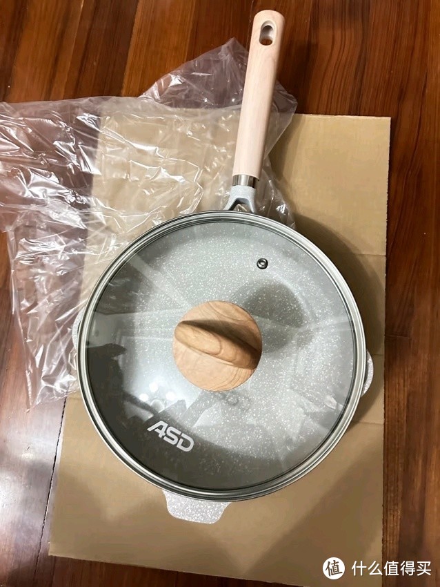 爱仕达获得外观设计专利授权:“手柄(广邑)”