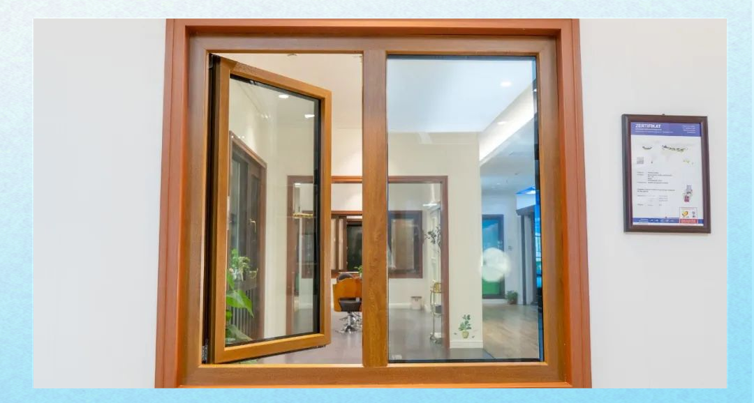 海螺新材获得实用新型专利授权:“一种保温隔音提升推拉门”