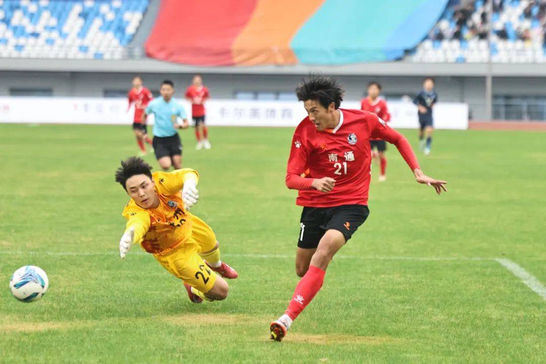 品牌大咖说丨李艳丽等：草根联赛“苏超”靠什么火爆出圈？