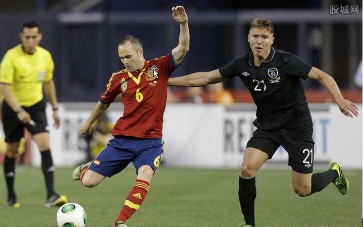 足球概念下跌3.36%，主力资金净流出26股