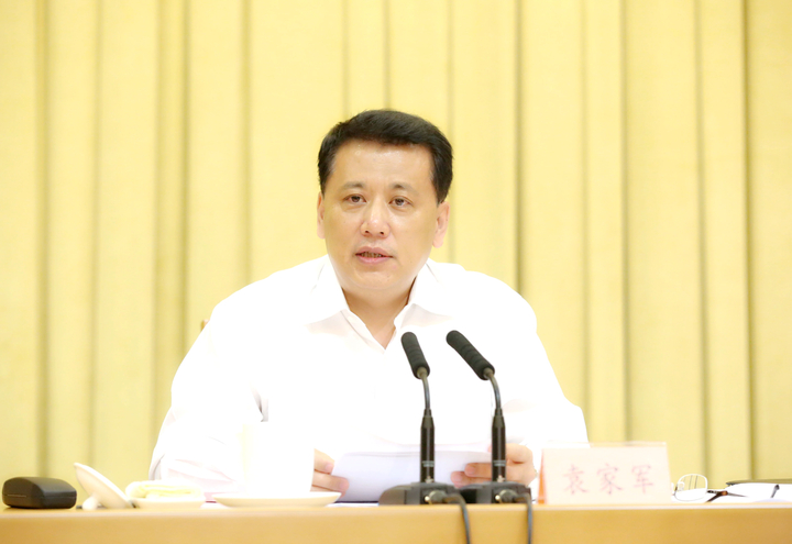 恒源煤电:公司生产经营正常