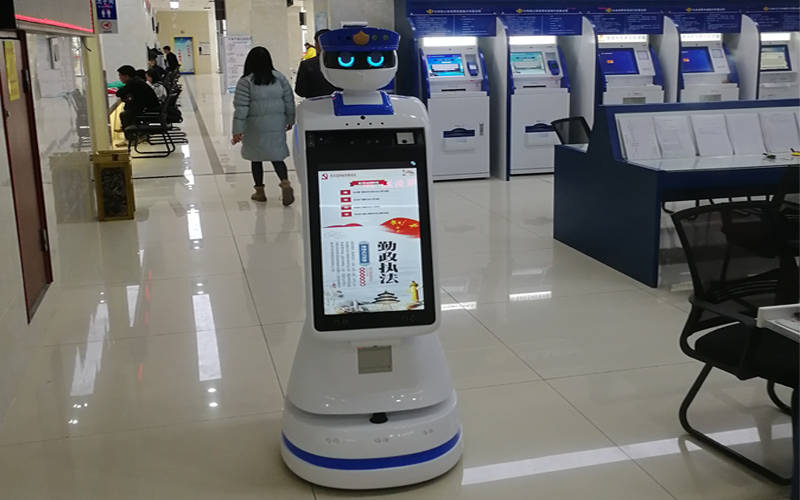 正泰电器等入股杭叉集团旗下智能科技机器人公司