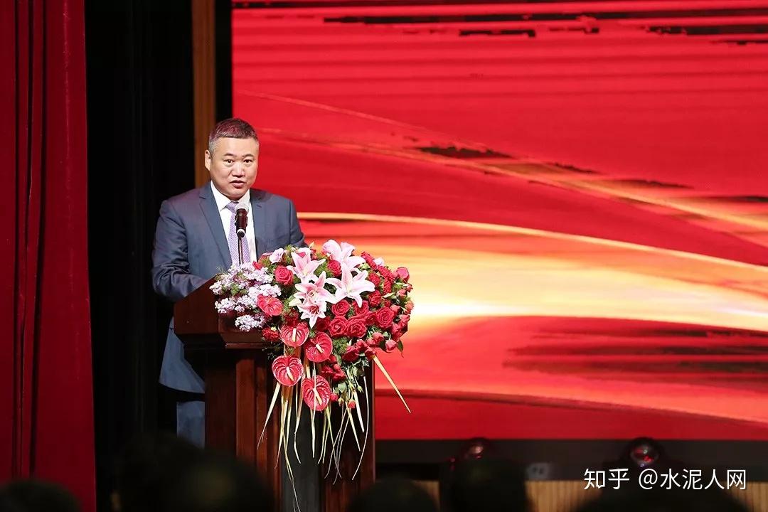 中材国际：签署沙特水泥生产线EPC总承包合同 合同总价2.98亿美元