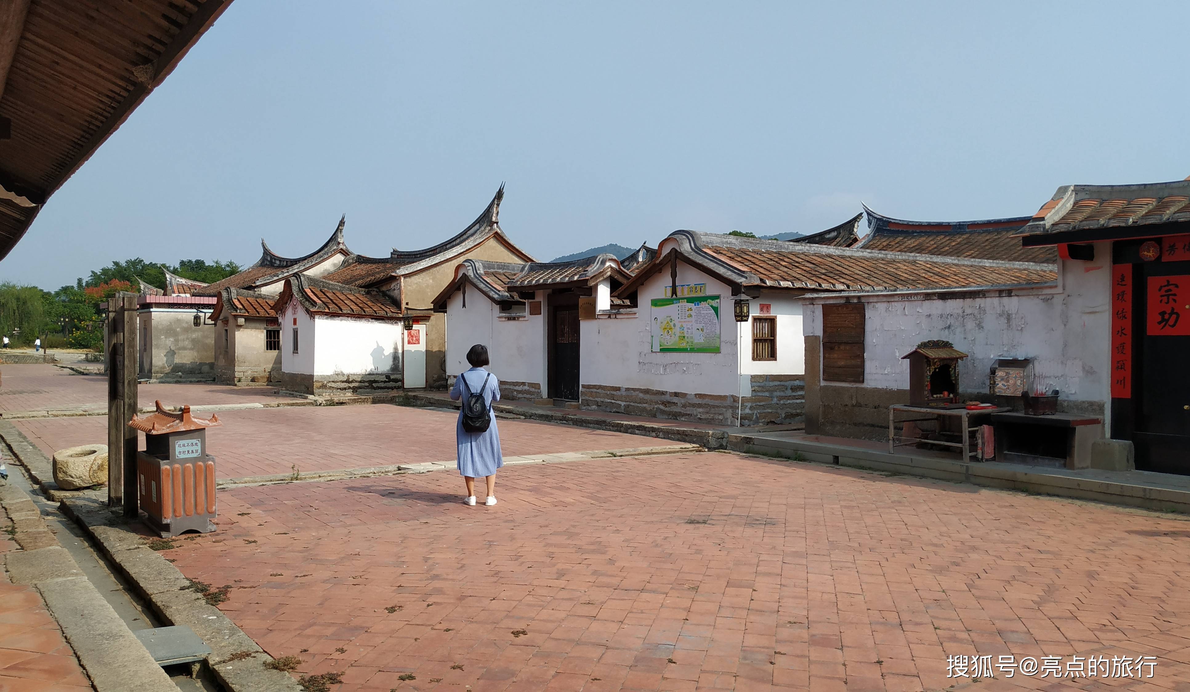 （活力中国调研行）从“网红”到“长红”：簪花“围”出闽南渔村新活力