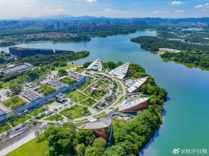 （活力中国调研行）从“网红”到“长红”：簪花“围”出闽南渔村新活力