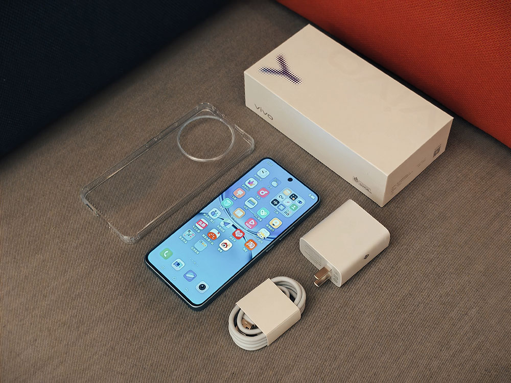 vivo Y500发布：硬件升级，续航提升耐用