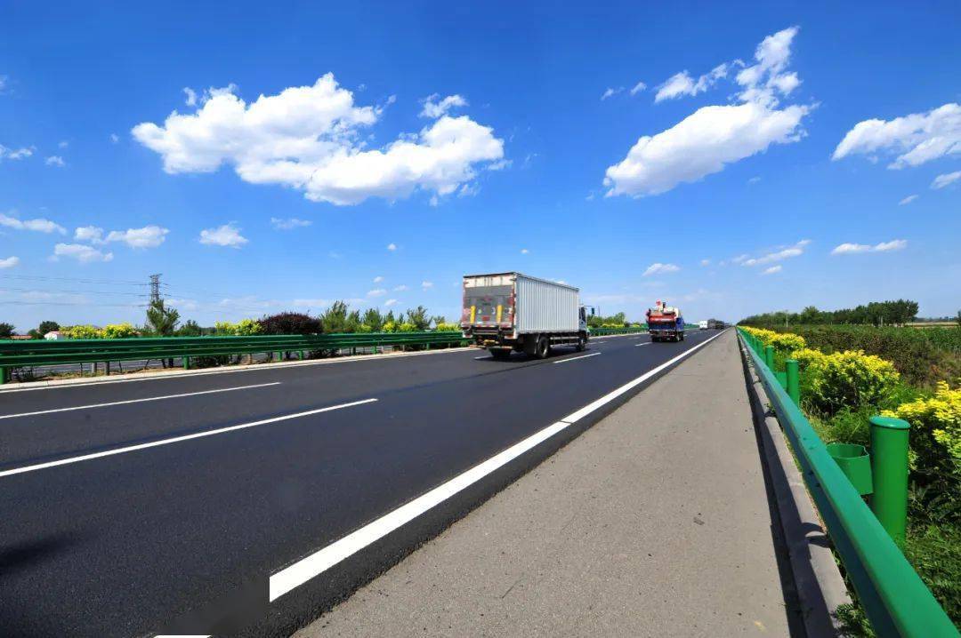 保险有温度,拥有“如意行”驾乘险,出行更顺畅!_2025年家政机器人行业:老龄化与人力成本攀升下的刚性需求与投资确定性