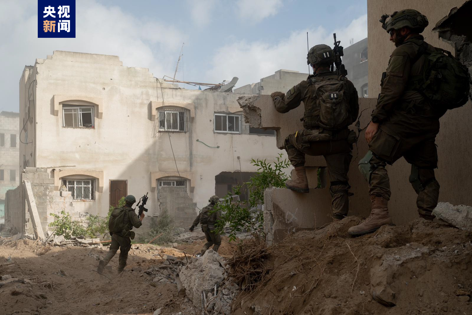 以军将空袭一加沙城高层建筑，要求周边民众紧急撤离！巴以冲突700天，加沙超7万人死亡或失踪！九成基础设施被毁