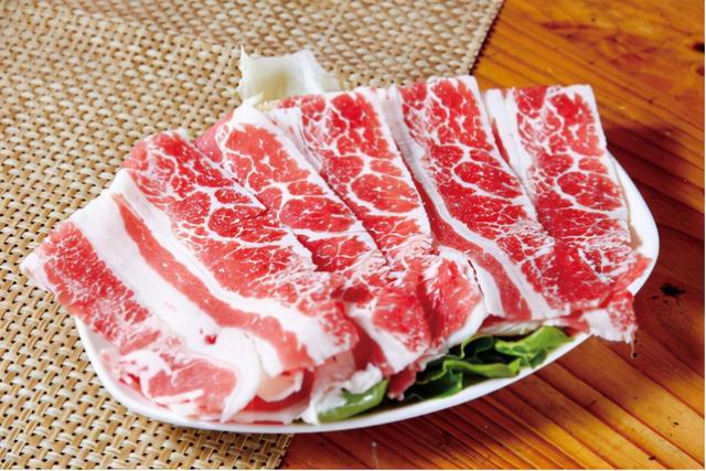 2025年优质猪肉行业市场分析：规模化、智能化与品质化并行_人保车险   品牌优势——快速了解燃油汽车车险,保险有温度