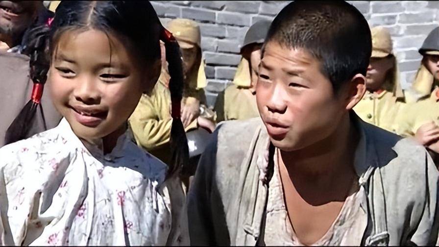 穿警服直播带货，“嘎子哥”被警方拘留！曾出演电视剧《小兵张嘎》