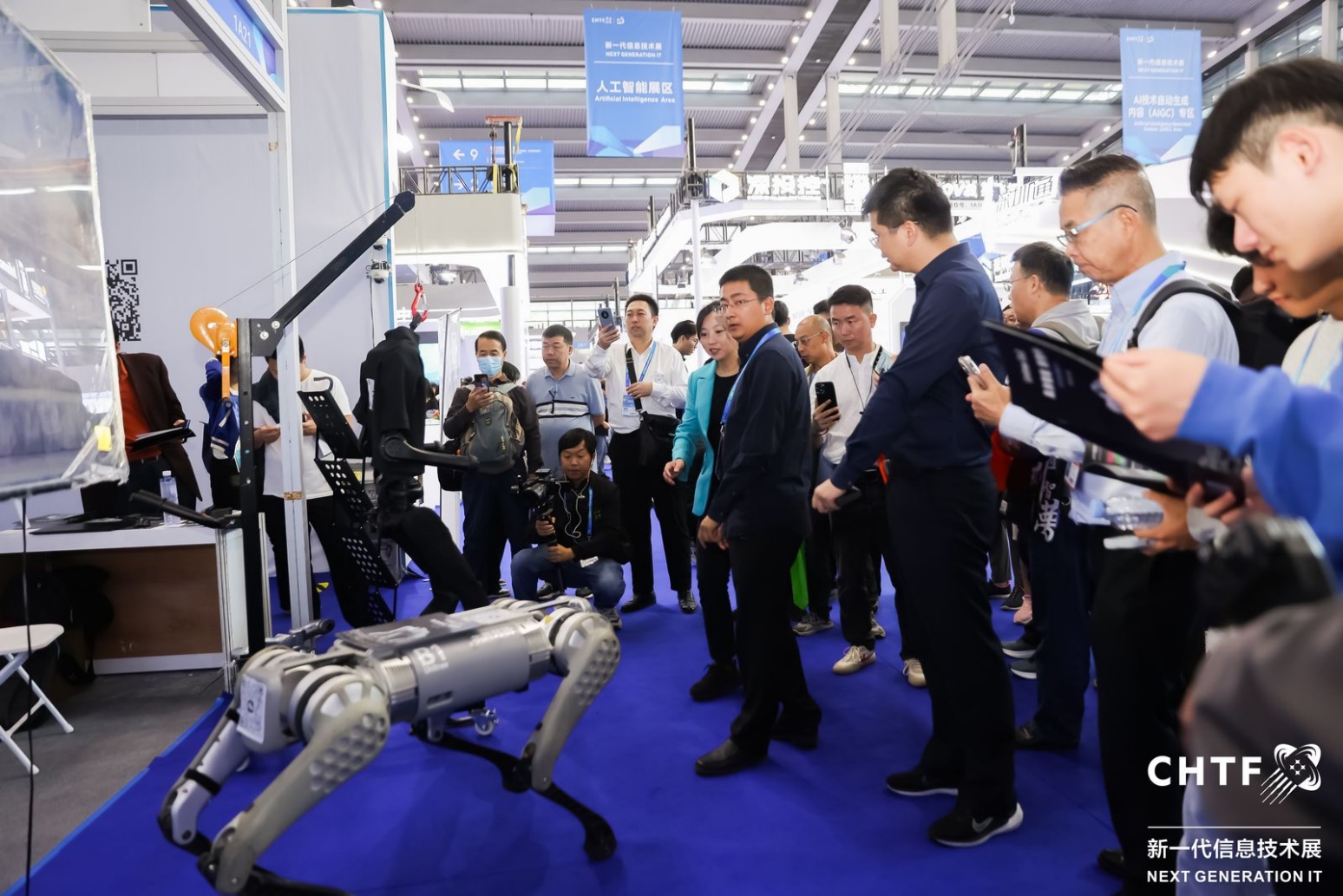 当虹科技与阿里云、云深处科技等签约