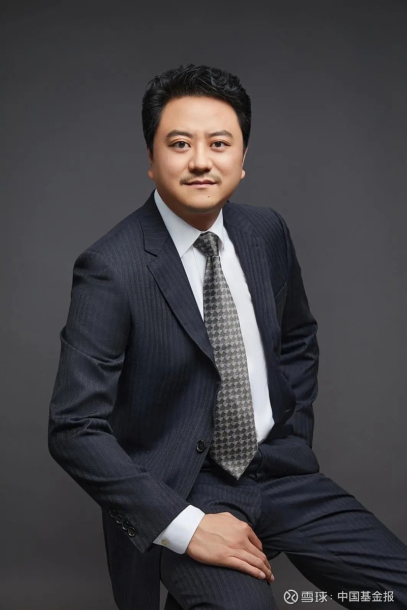 南方基金何典鸿:公募基金销售费用改革正促使行业更加重视权益类资产