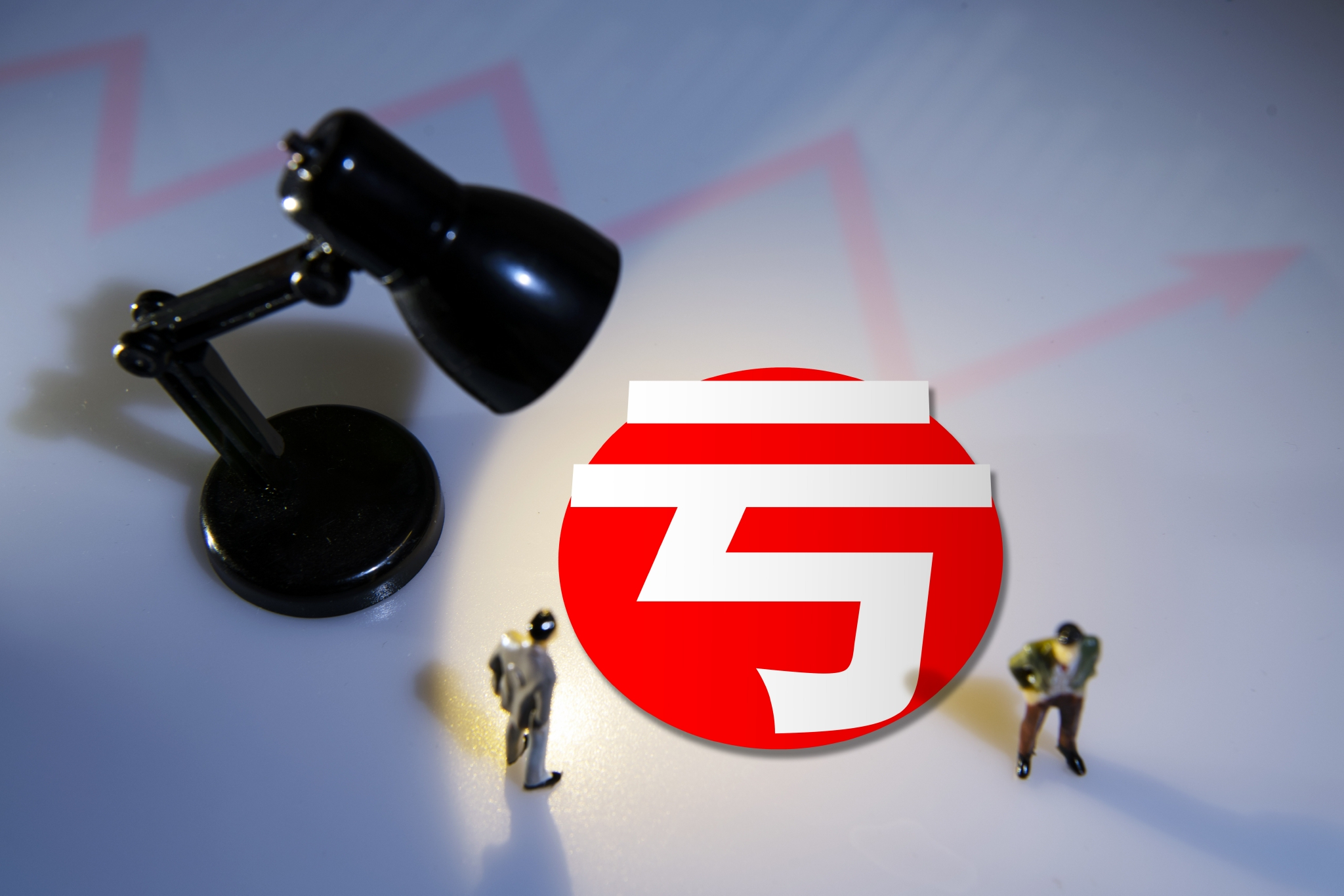 新光光电：H1亏损加剧，营收惨遭腰斩，首发募投项目遭多次延期