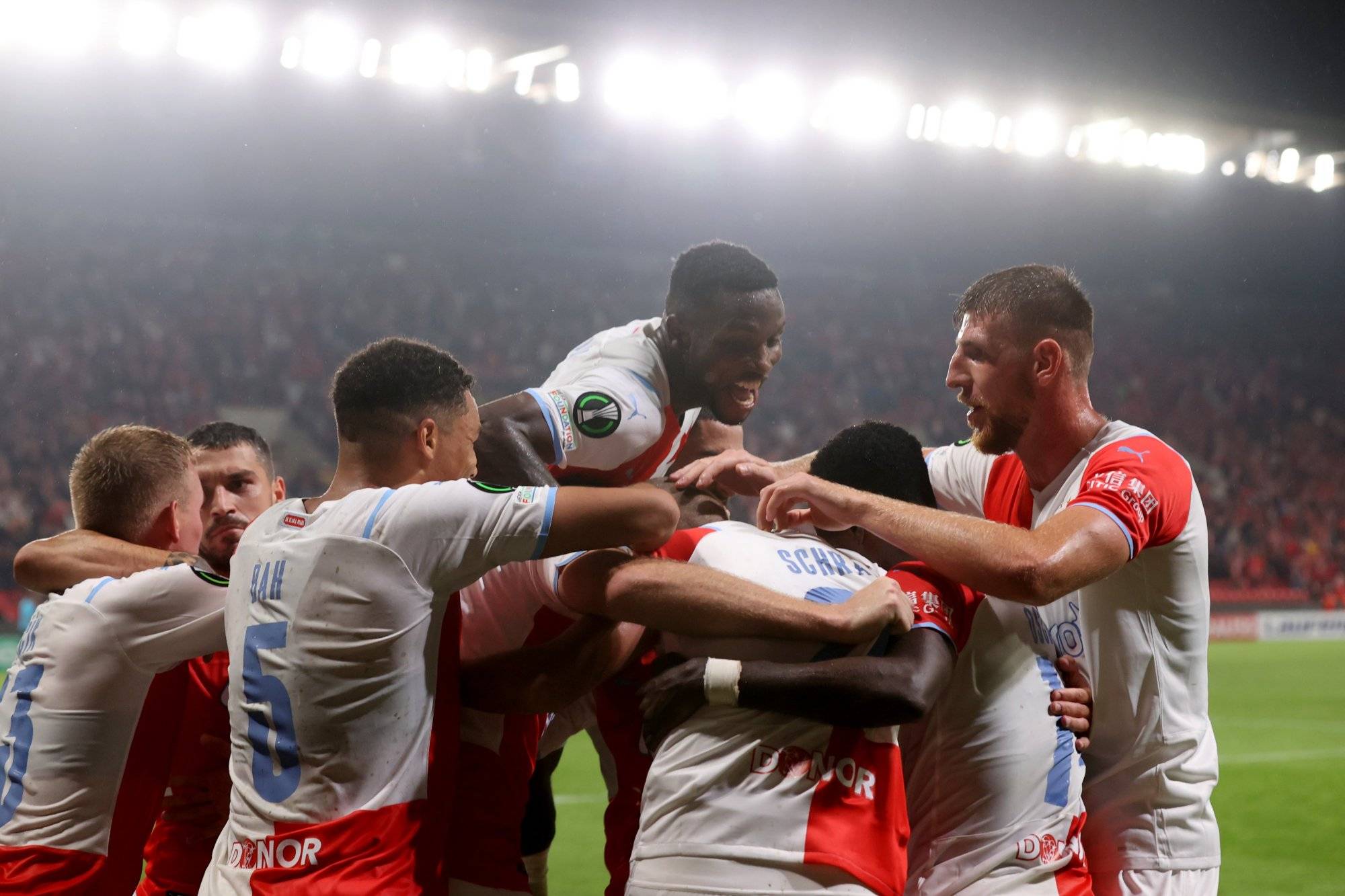 今夜，见证历史！刚刚，集体爆发！