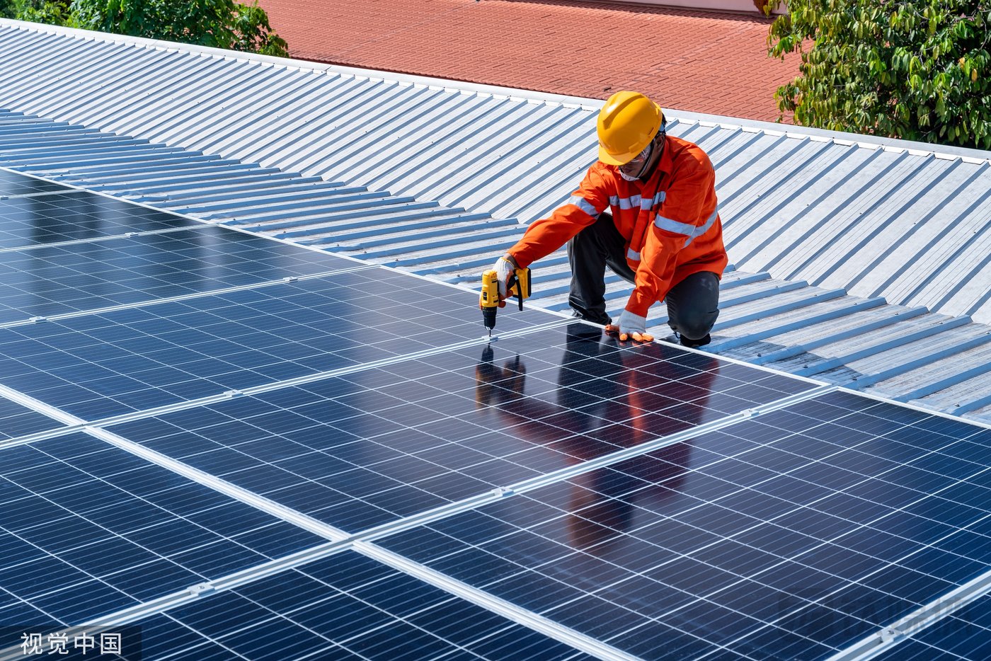 景业智能高溢价收购亏损标的背后:应收账款规模赶超营收,业绩“腰斩”待救