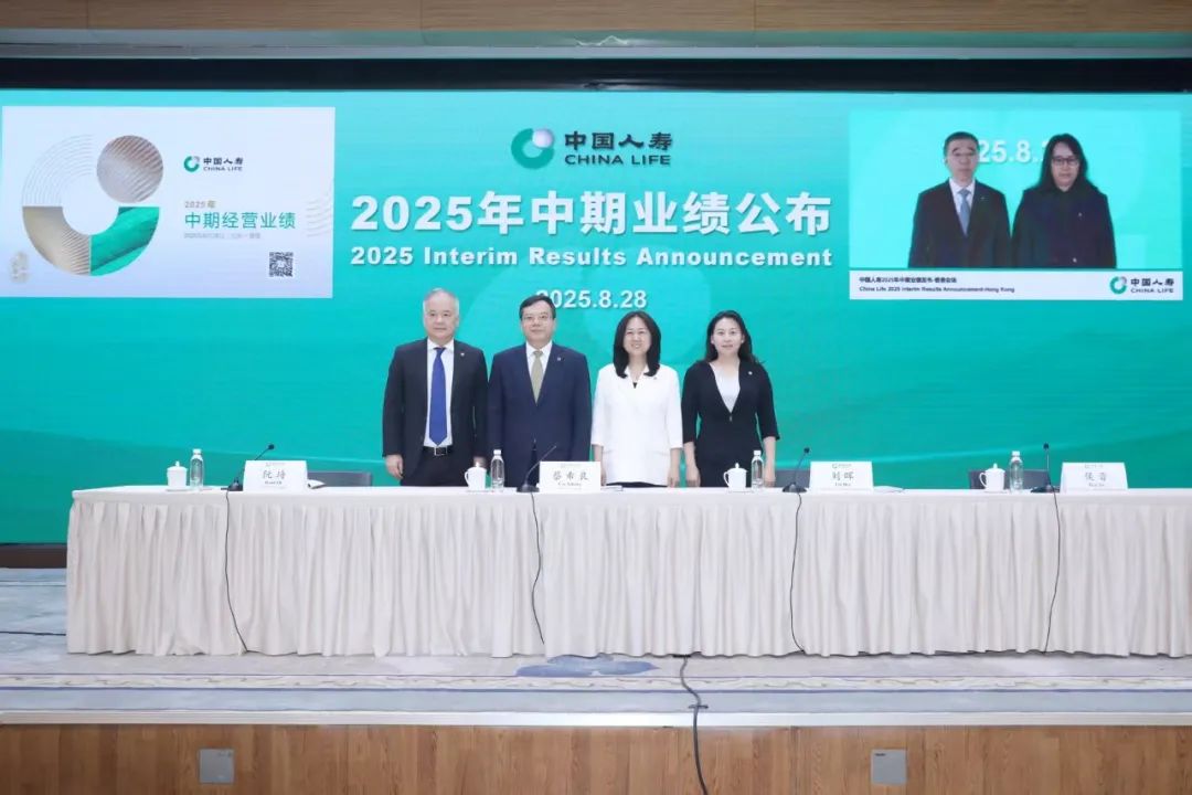 银价创新高，买银条要排队？记者实探