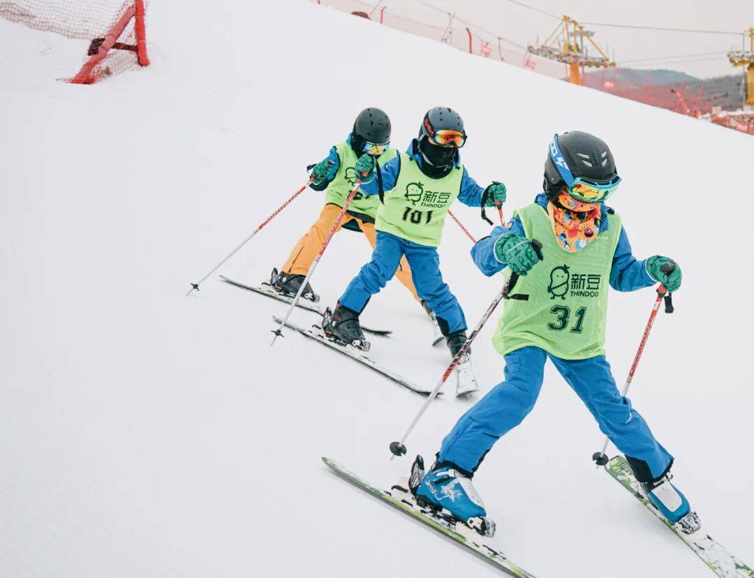 室外30℃,室内-6℃!南方滑雪场10天吸引30万人次
