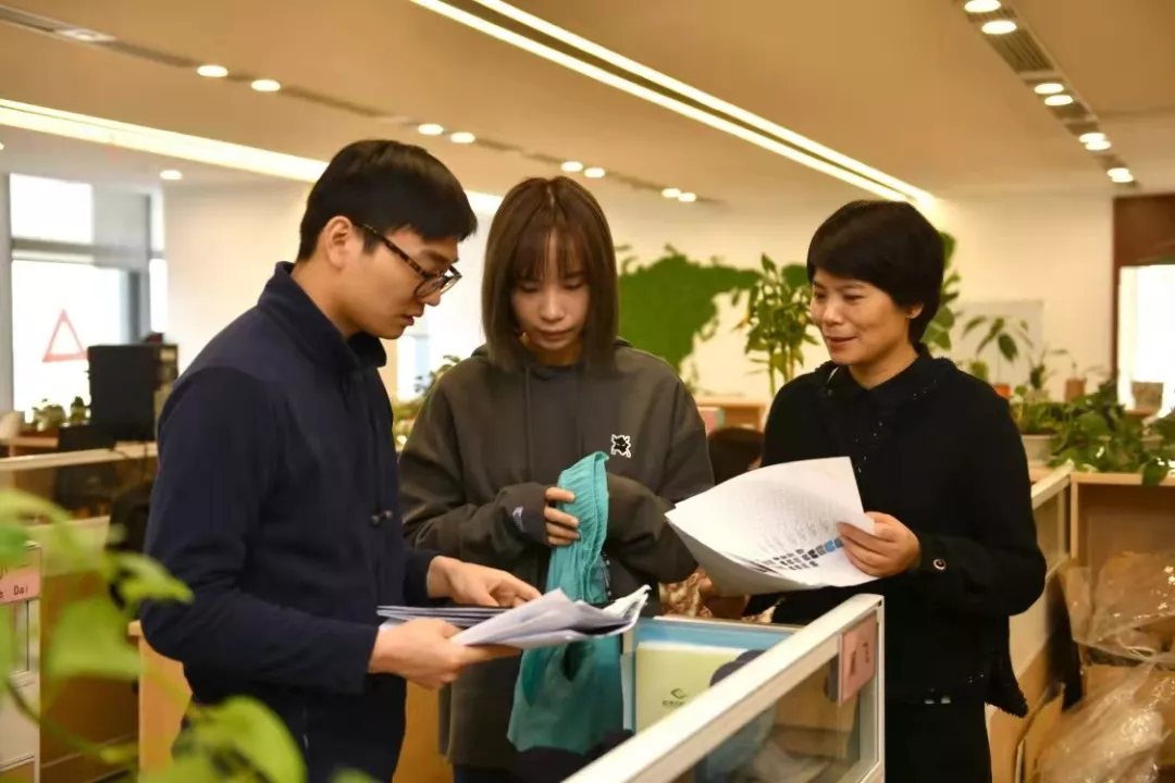 德才股份三季报“稳经营”策略筑韧性，回款、现金流双优