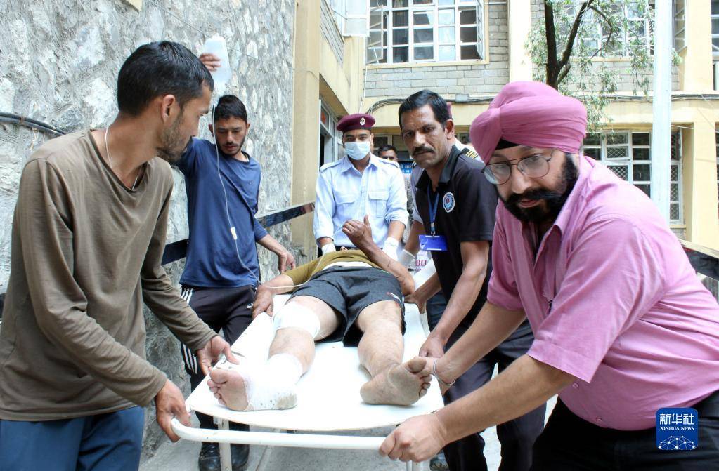 印度车祸致15人死亡,莫迪表示哀悼