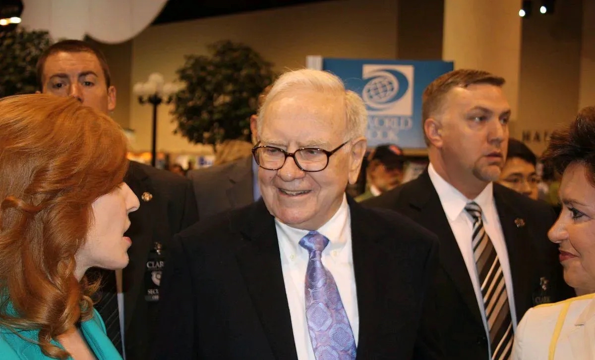 真爱美家：控股股东筹划控制权转让事宜 股票明起继续停牌