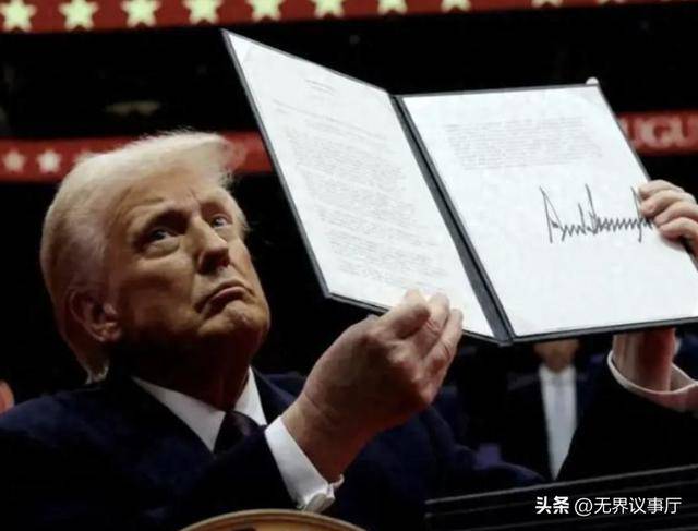 俄罗斯大幅加税，中国汽车出口骤降58%！1辆净赚几万已成过去，有商家暂停对俄业务，如何破局？专家建议“扎下根”