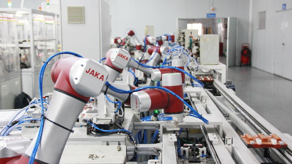 华阳集团：公司在机器人领域的配套合作业务正在推进中