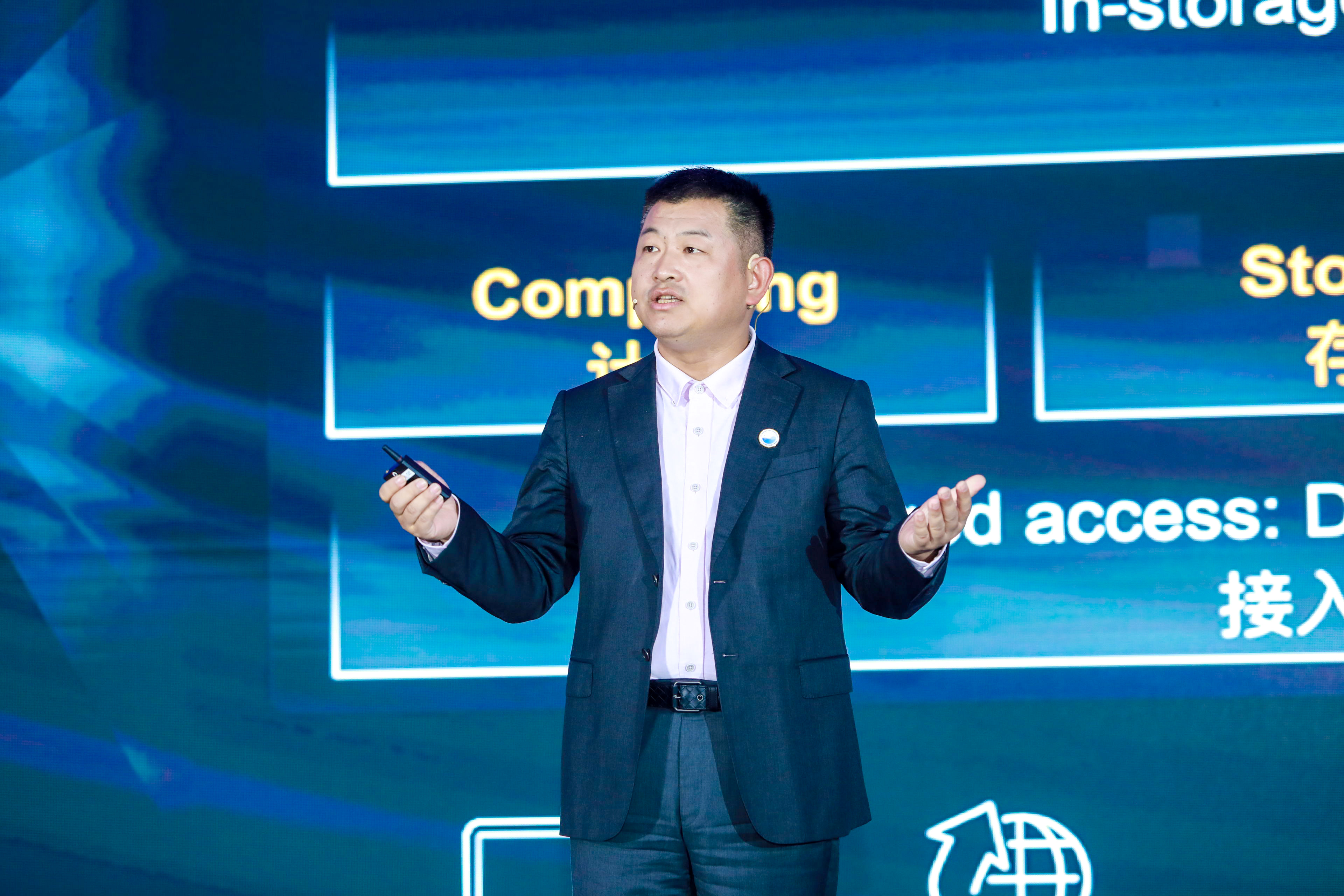 华为周跃峰:中国存力规模已达1680EB,机械硬盘是存储领域唯一尚未实现国产化突破的关键一环