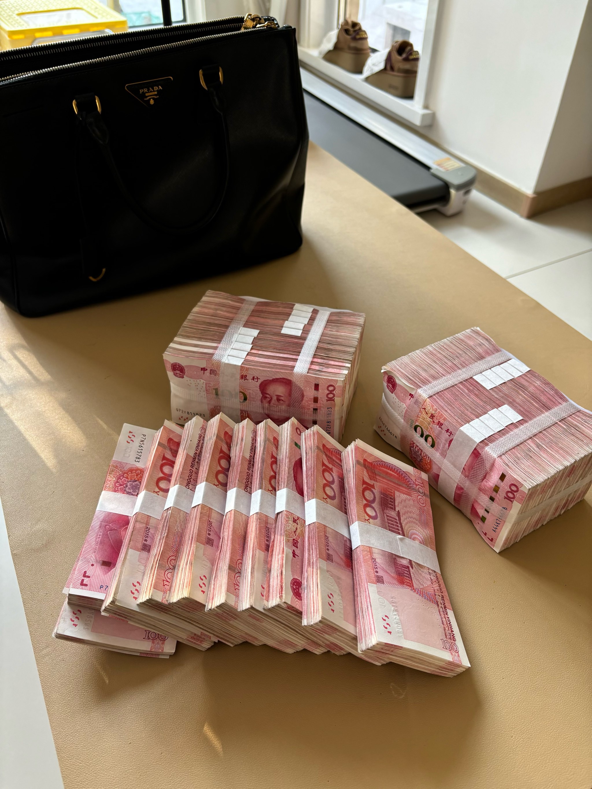 业绩增长乏力、现金流锐减近六成，新莱福欲斥资10亿溢价并购实控人资产