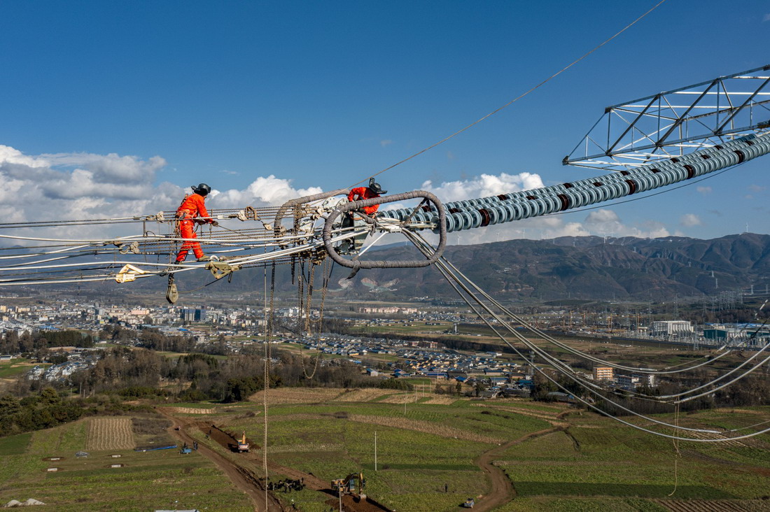平高电气:中标国家电网特高压项目设备采购 中标金额合计约7.73亿元