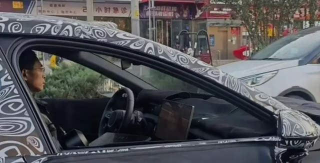 两类“现车”开放选购！雷军开启“卖车”模式，小米新车交付周期最快仅需三周