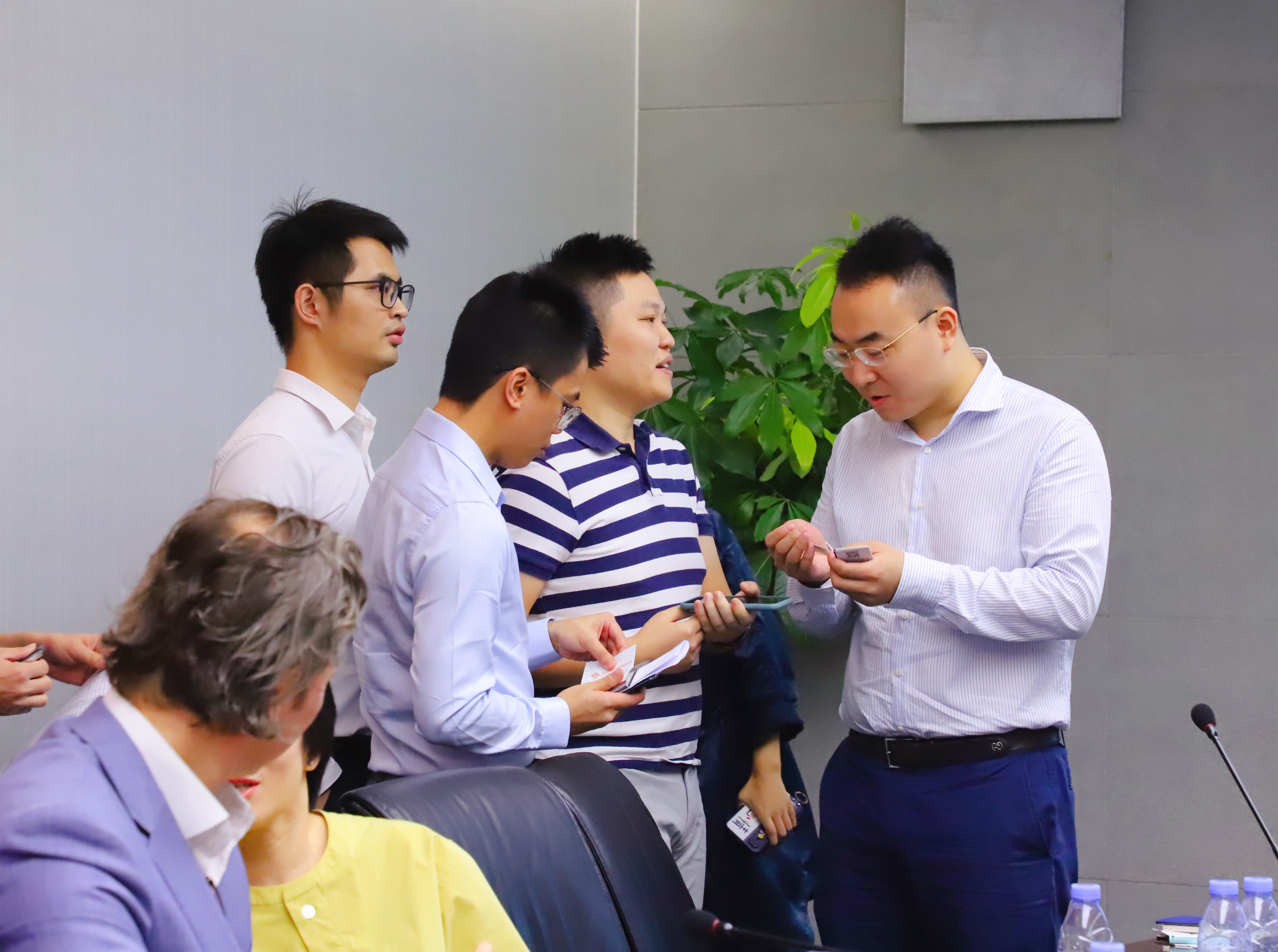 “星耀鹏城”20+8产业沙龙之大消费投融资并购专场成功举办