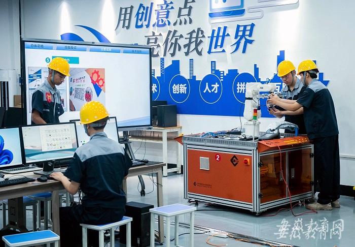 从“晒技能”到“赛技能”——在具身智能技能大赛感受产业潜力