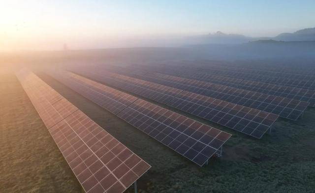 天合光能：与北美区域客户签订合计1.4GWh储能产品销售合同