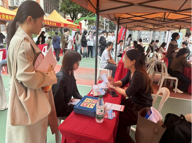 人保财险政银保 ,人保伴您前行_2026红枣项目可行性:从“地方扶持”到“国家战略”的跃迁