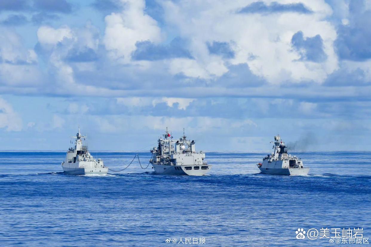 东部战区海空兵力实施环台岛战备警巡