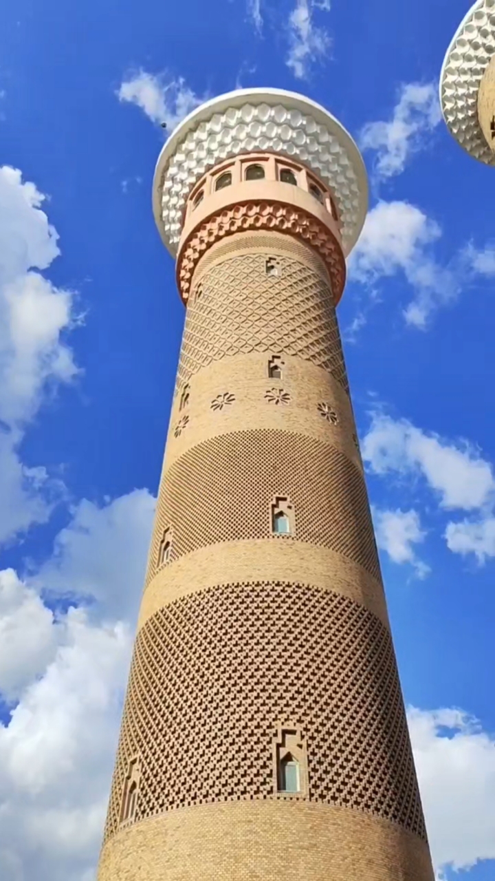 （走进中国乡村）新疆巴扎之变：老集市成文旅新地标