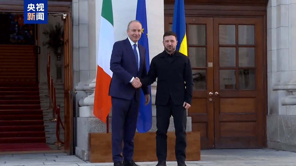 普京、泽连斯基发表新年致辞！美国与英国、法国、德国及乌官员通话！俄军：去年12月达到最高进攻速度