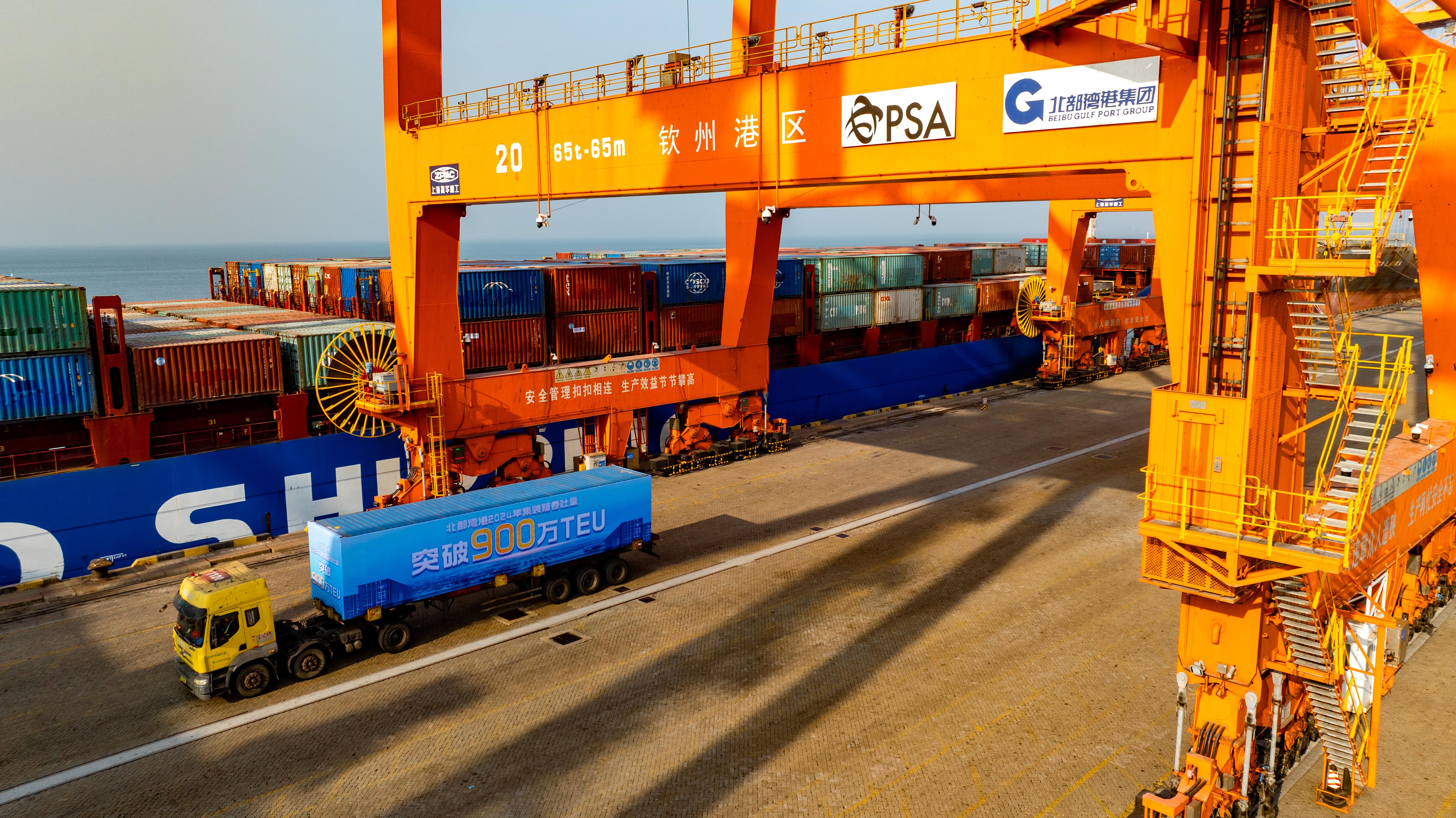 广州港:12月份集装箱吞吐量同比预增11.6%