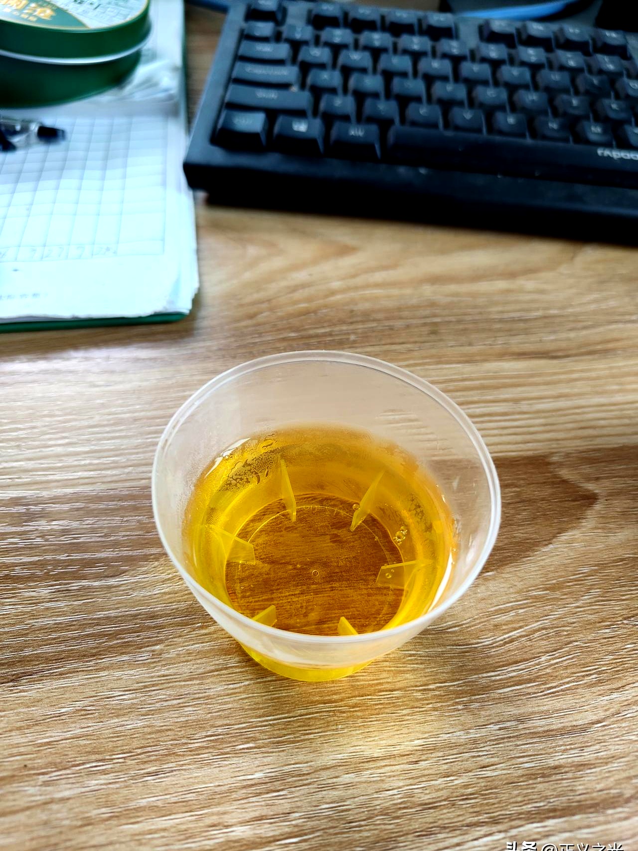 东鹏饮料：预计2025年净利润43.40亿元~45.90亿元 同比增30.46%~37.97%