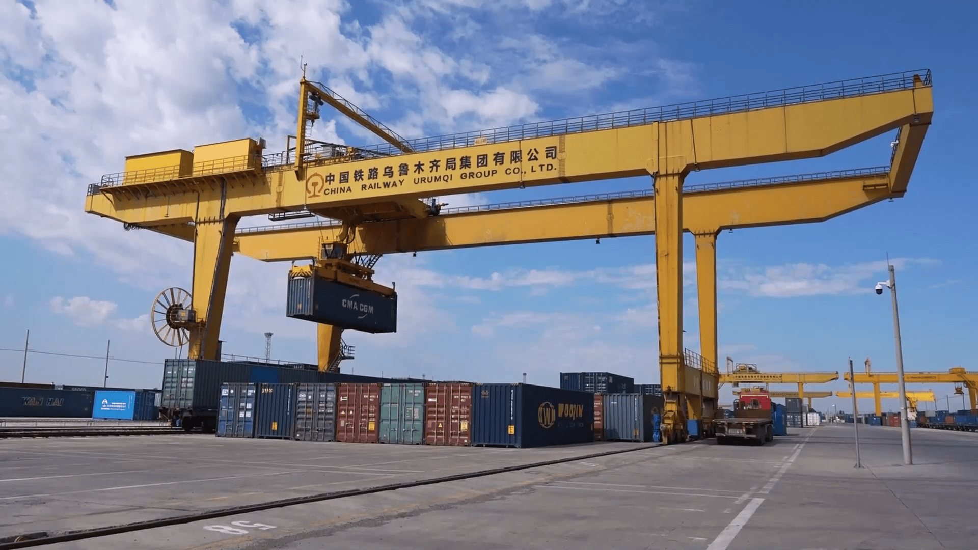 9882列!霍尔果斯口岸中欧班列再创新高