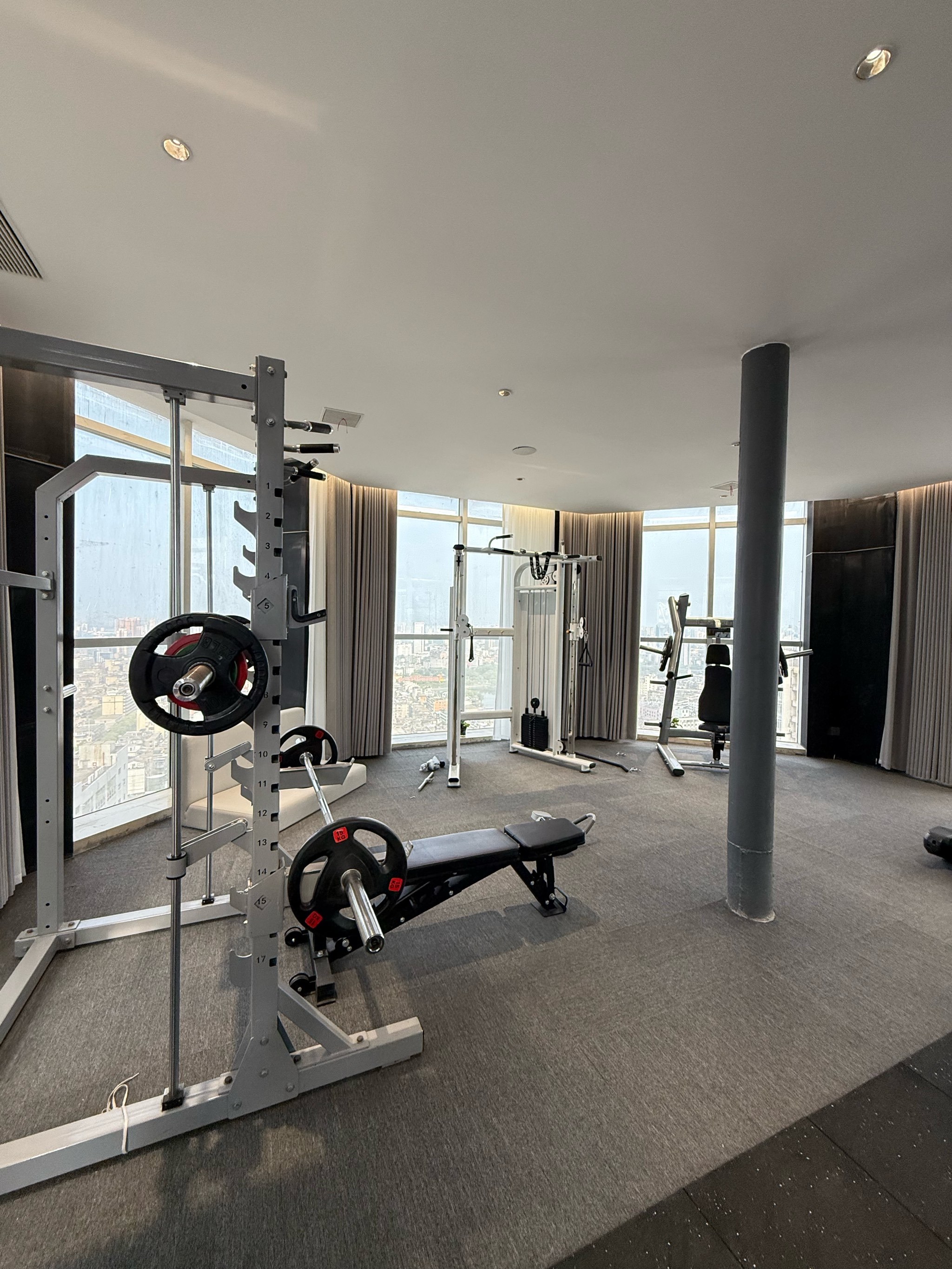 金螳螂：联合中标酒店部分室内精装修工程及弱电智能化工程项目