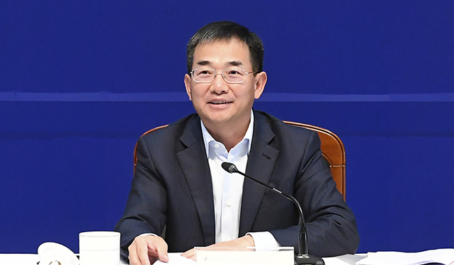 万丰股份:分散染料等产品价格未来变动幅度存在不确定性