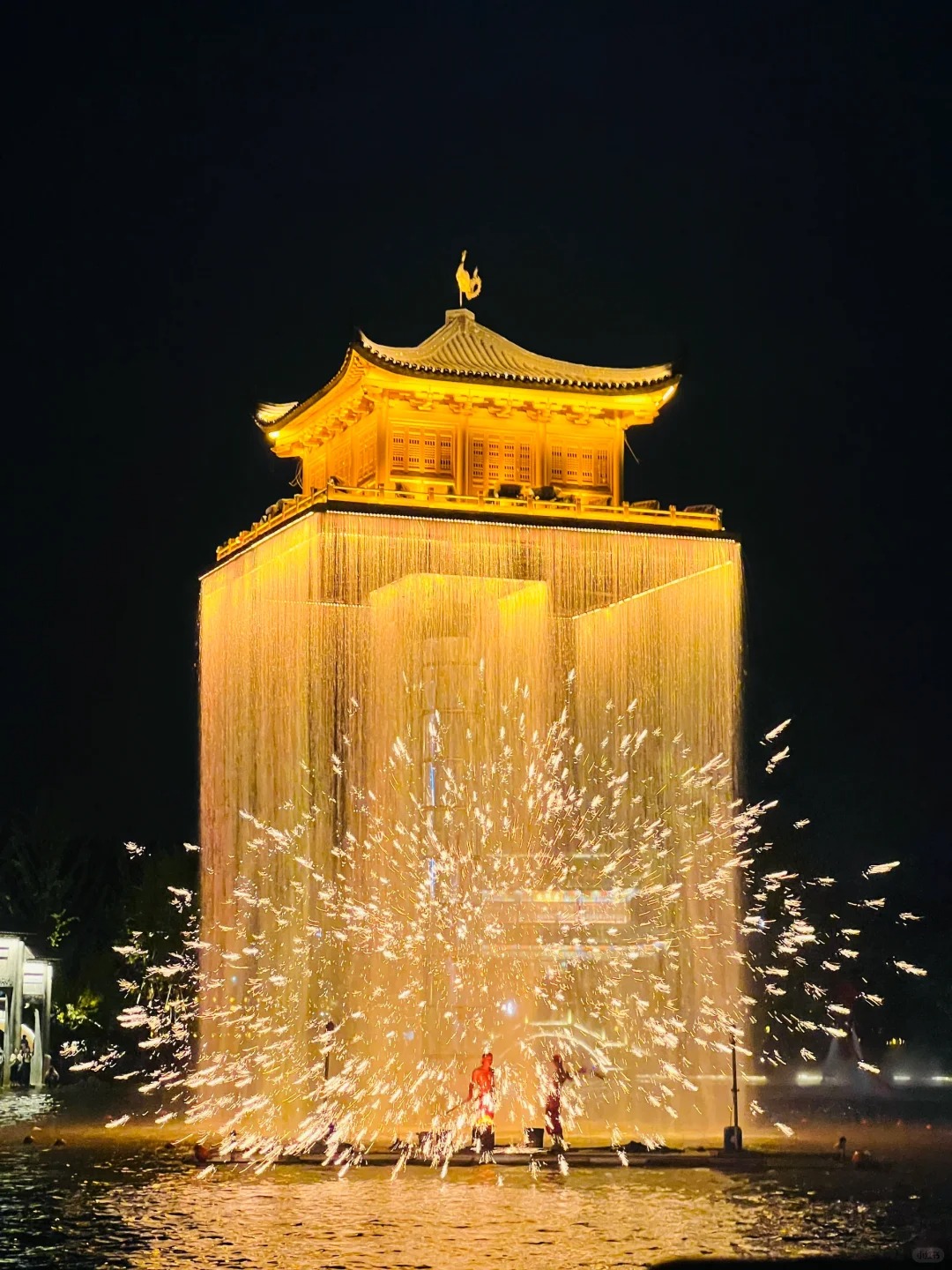 （新春见闻）浙江杭州：河上龙灯胜会紧密筹备中