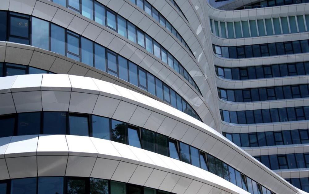 哈尔斯业绩预降超七成，外销遇冷拖累主业，自主品牌投入吞噬利润