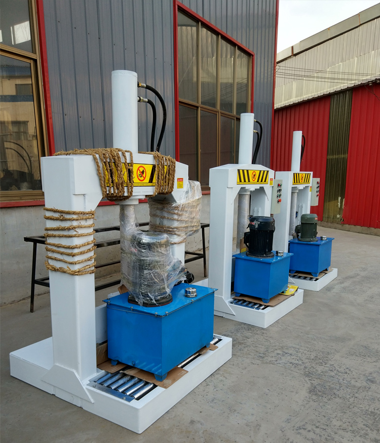 仁信新材获得发明专利授权：“一种胶块输送送料与切胶机对接受料系统及控制方法”