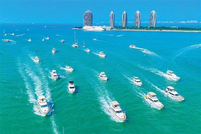 2026年春节期间三亚迎来首艘国际邮轮