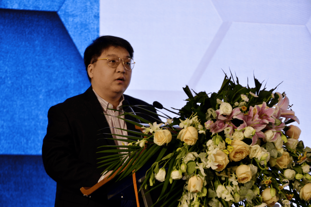 福立旺获得实用新型专利授权:“一种载带通用接料机”